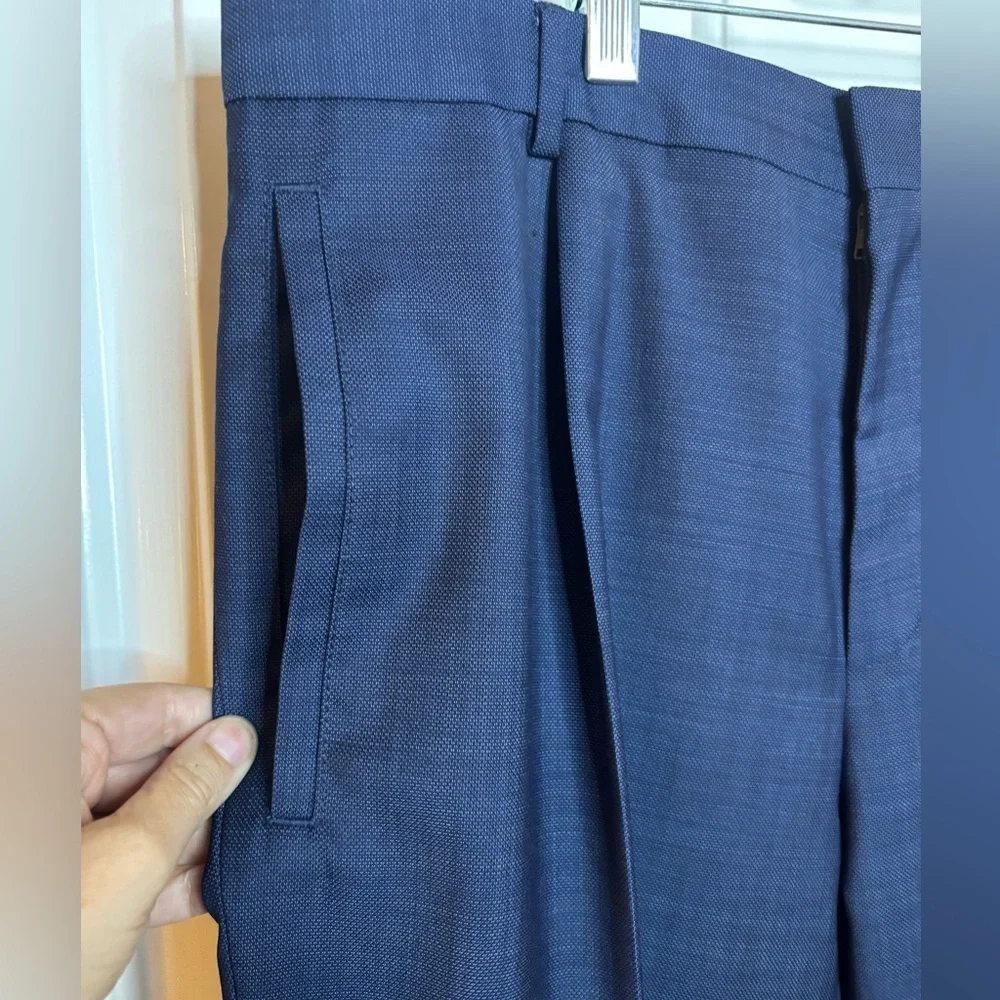 Hugo Boss Men's  Blue light wool blend Dress Pants joggers 36 waist